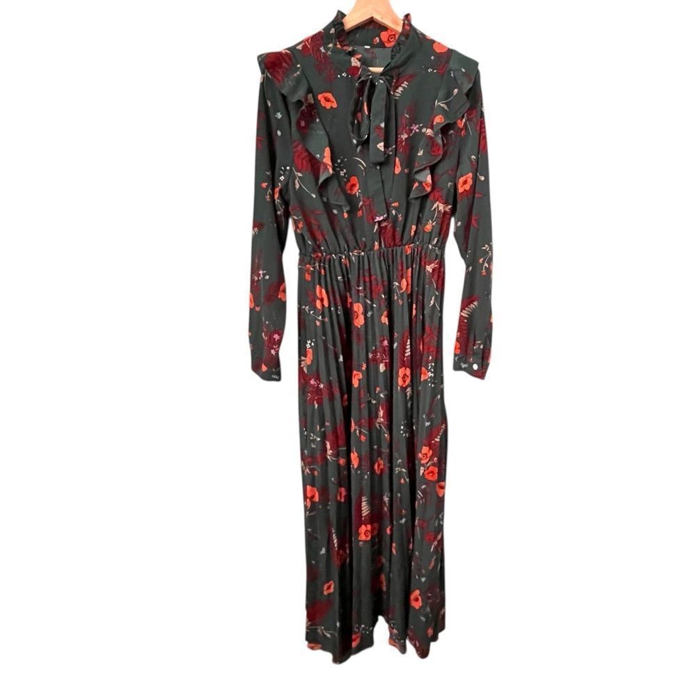 Shein Cottagecore Vibe Floral Long Sleeve Dress in Forest Green in Size Large - Picture 5 of 12